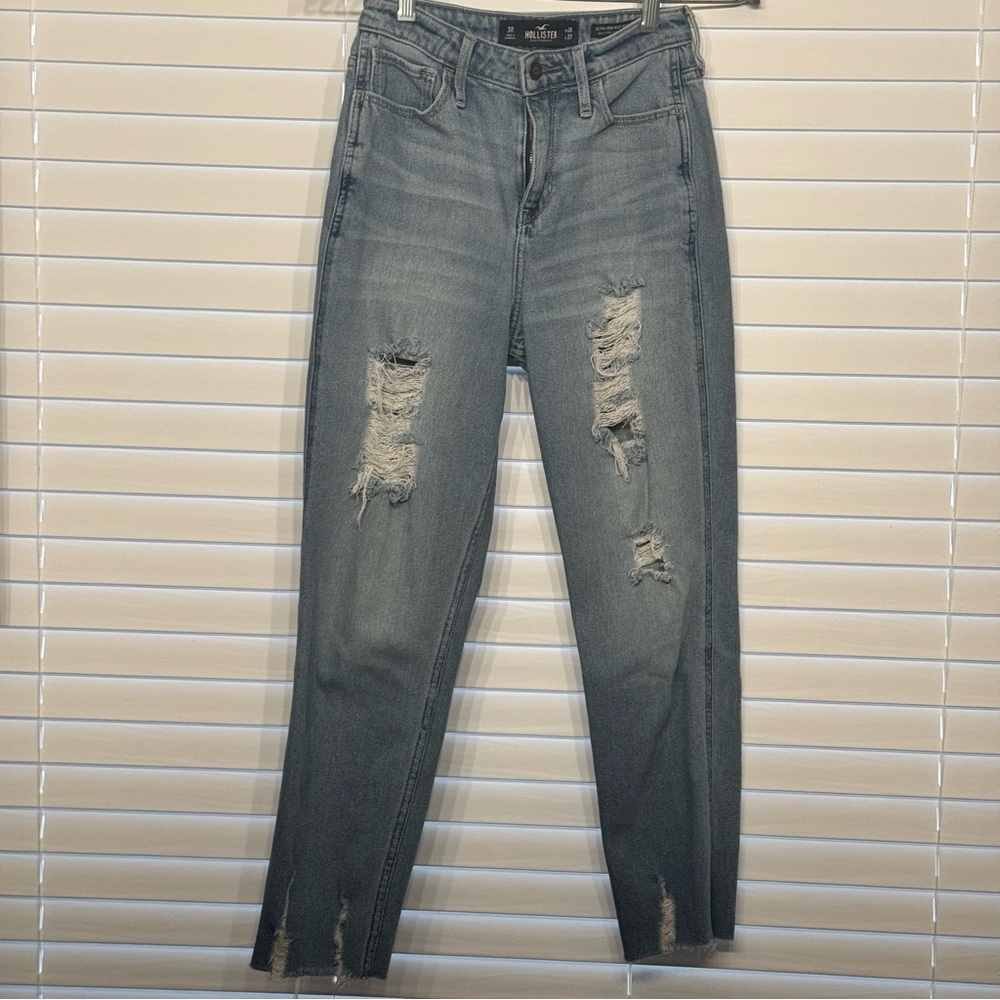 *3 for $15* Hollister Ultra High‎ Rise Mom Jeans Distressed Raw Hem Womens 26
